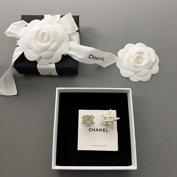 The hottest topic! Chanel hair clip pin replica sho46129