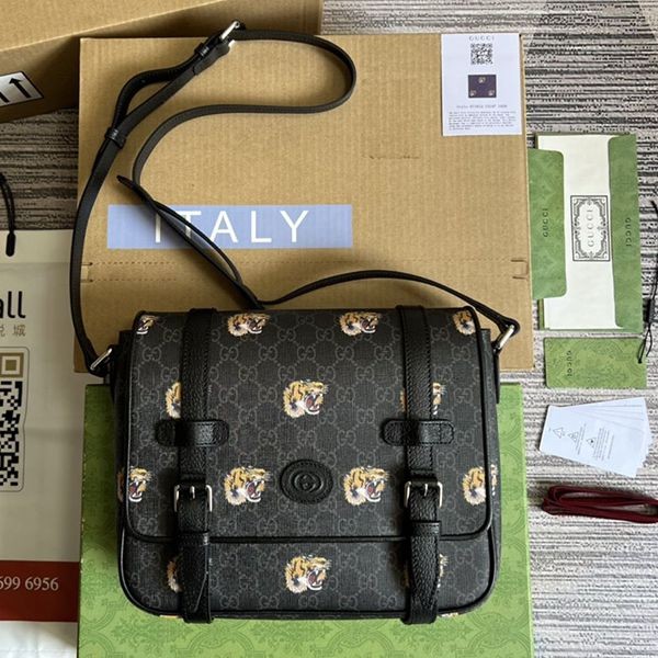 The hottest topic! Replica Gucci GG Supreme shoulder bag in beige and ebony 658542K9GSN8358