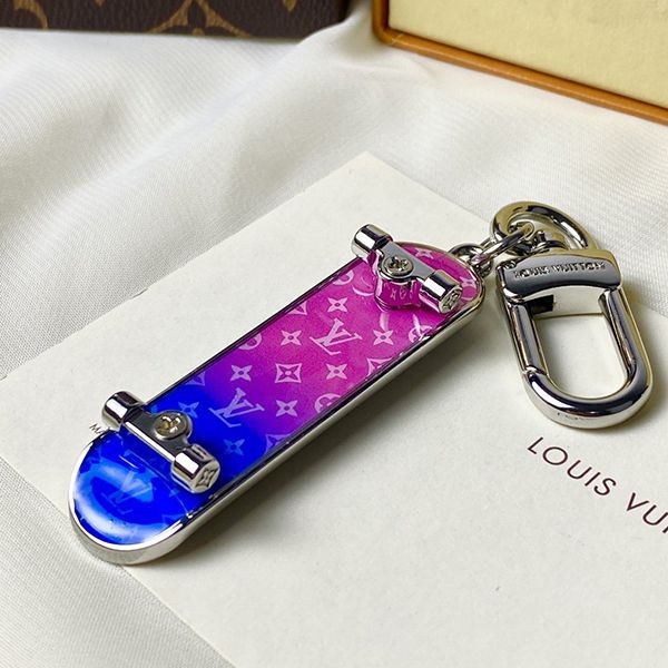 Louis Vuitton Replica Luxury Porto Cle?Monogram Skate vun88994