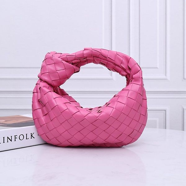 Sale New Arrivals ★ Bottega Veneta ★ Intrecciato Mini Jodie Bag Replica bow46485 Sale New Arrivals ★ Bottega Veneta ★ Intrecciato Mini Jodie Bag Replica bow46485