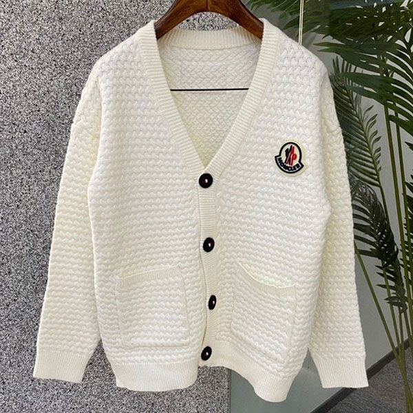 Rare color Moncler knit cropped cardigan copy mop99649 Rare color Moncler knit cropped cardigan copy mop99649
