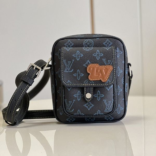 ☆Super popular☆Louis Vuitton Christopher wearable wallet replica vua01632 ☆Super popular☆Louis Vuitton Christopher wearable wallet replica vua01632