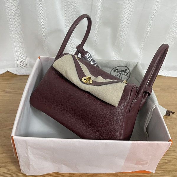 Eye-catching color Hermes Lindy 26 Lindy Silver Taurillon Clemence erz53513