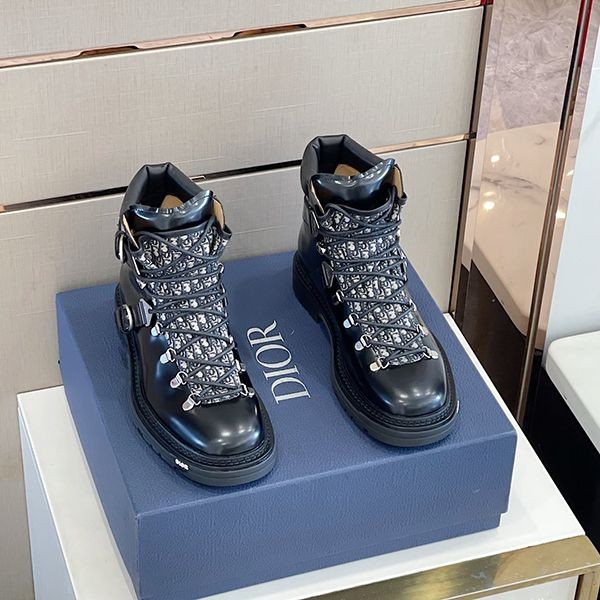 Very popular! Attention-grabbing! Dior fake short boots dez95270