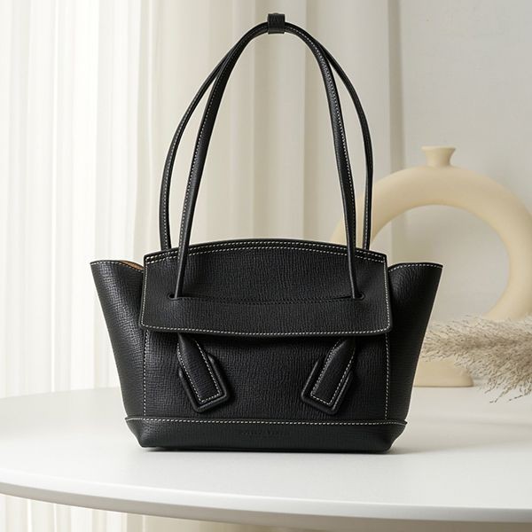 Extremely rare! Bottega Veneta replica Palmellato Medium Arco 38 handbag boq16947 Extremely rare! Bottega Veneta replica Palmellato Medium Arco 38 handbag boq16947