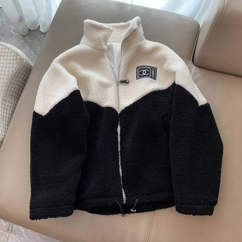 Very popular! The softest Chanel wool jacket available in two colors shn16149