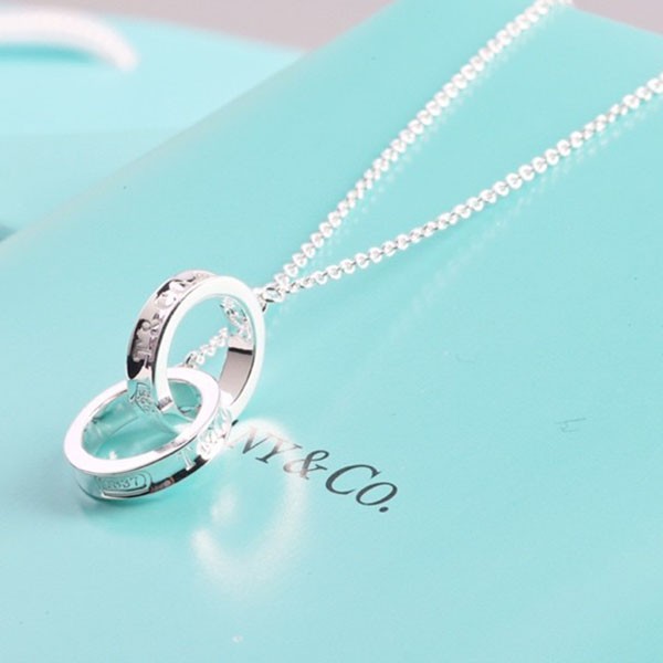 Very popular: Tiffany women's necklace pendant replica Tiz60426