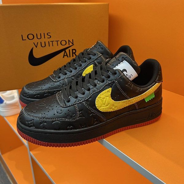 Eye-catching color Louis Vuitton x Nike Air Force 1 collaboration low-top sneakers vuo91155
