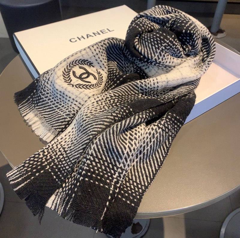 21-22AW Chanel logo cashmere scarf stole replica, goes well with knitwear she87998 21-22AW Chanel logo cashmere scarf stole replica, goes well with knitwear she87998