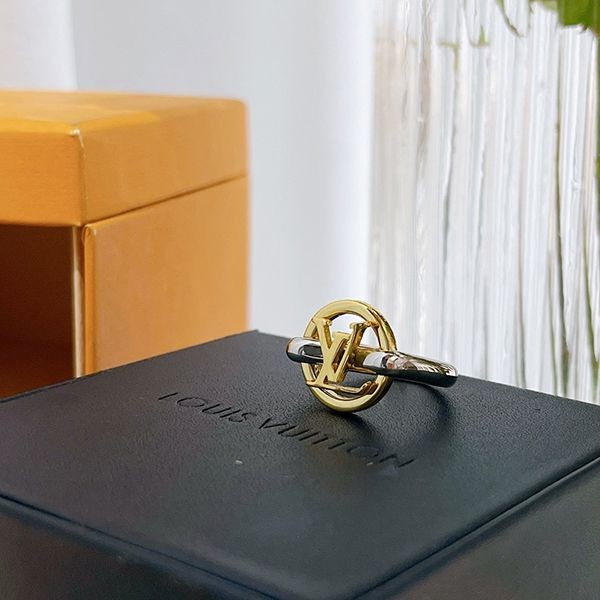 Great as a gift? Louis Vuitton replica ☆ Burg My LV logo ring domestic M00615