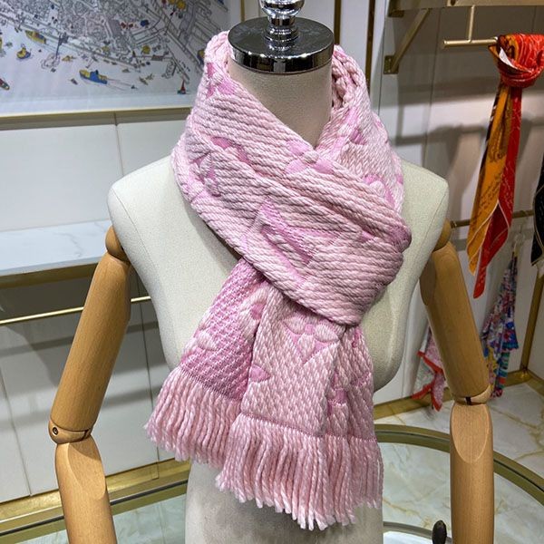 Louis Vuitton's popular warm thick scarf/muffler copy vuo15395