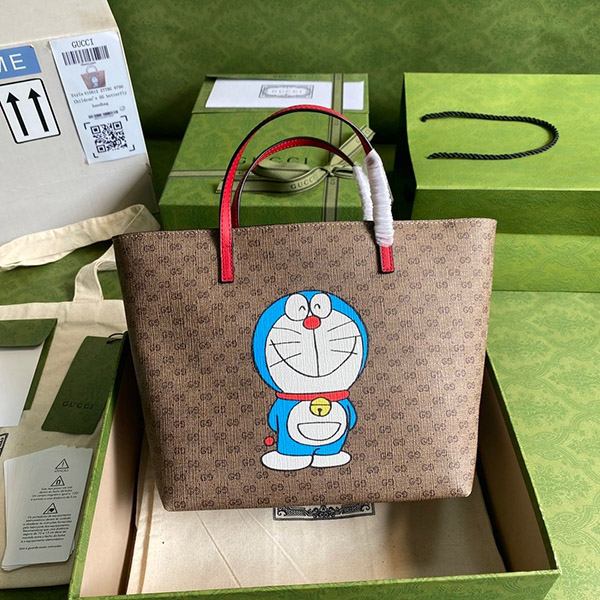 Love at first sight? Super rare [Gucci] Doraemon x Gucci tote bag guh12603
