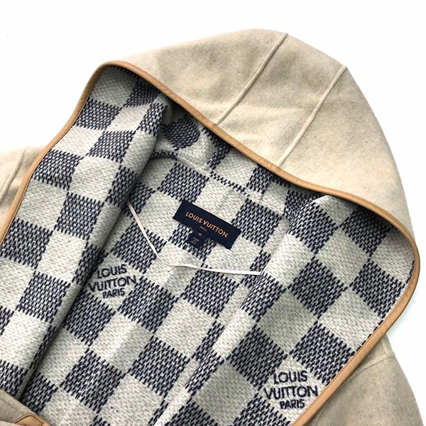 Very popular all over the world? Louis Vuitton Damier Azur Coat Wool Fake Cashmere White 1A9SJ6
