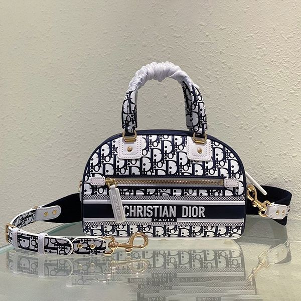 Love at first sight? Dior Vibe Bowling Bag Replica dei42261 Love at first sight? Dior Vibe Bowling Bag Replica dei42261