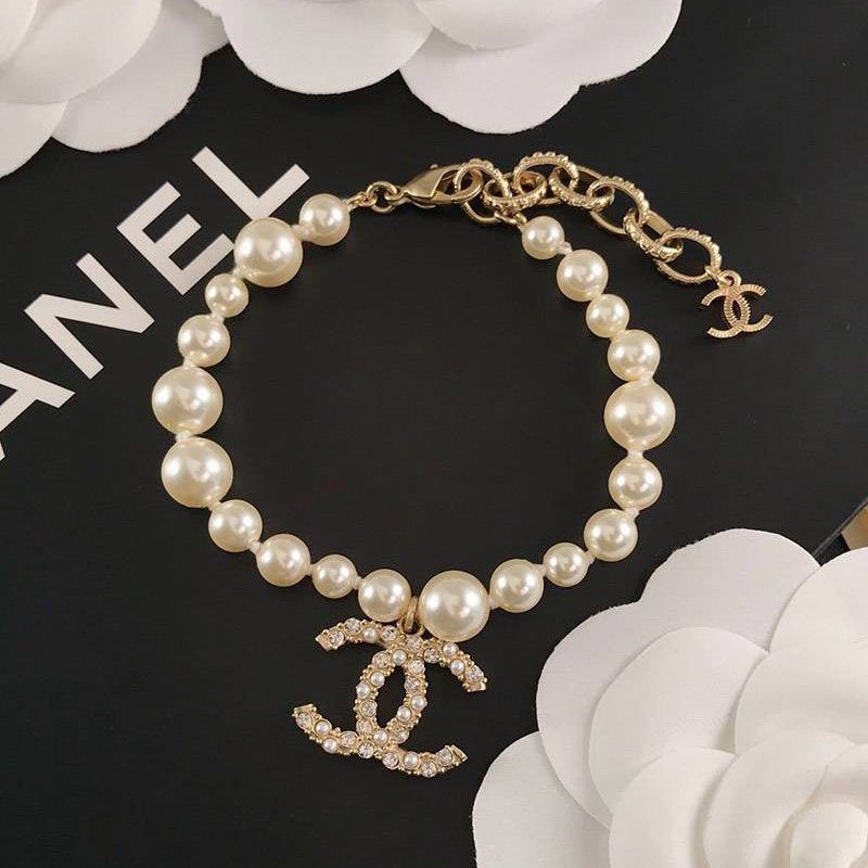 Very popular all over the world? Chanel bracelet replica resin & strass shj61296