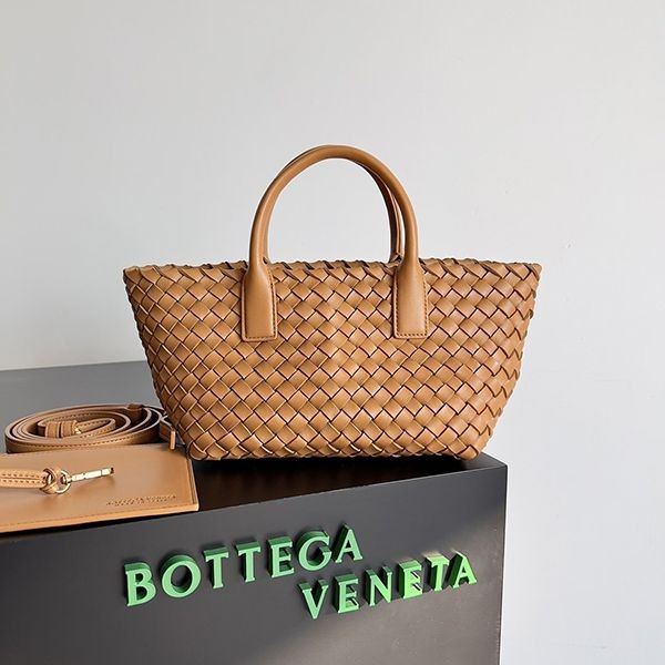 Competition: Fake Bottega Veneta Mini Tote Bag in Intrecciato Leather Box 27151 Competition: Fake Bottega Veneta Mini Tote Bag in Intrecciato Leather Box 27151