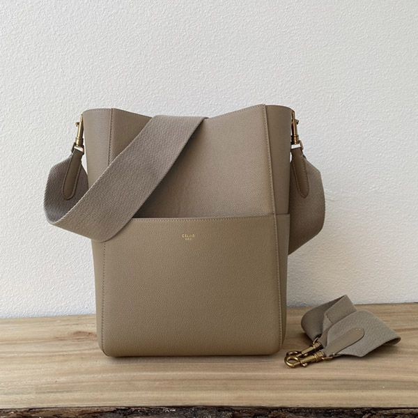 Very popular: Replica Celine Sangle Bucket in soft grained calfskin Cem76783 Very popular: Replica Celine Sangle Bucket in soft grained calfskin Cem76783