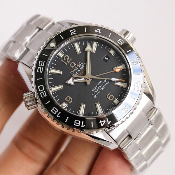 Replica Omega Seamaster Planet Ocean Co-Axial Master Chronometer omo39903