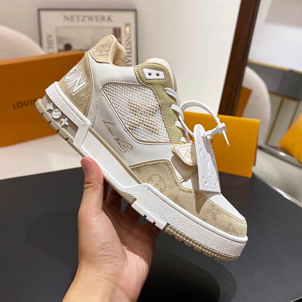 Battle for Louis Vuitton Replica LV Trainer Line Sneakers vup25001 Battle for Louis Vuitton Replica LV Trainer Line Sneakers vup25001
