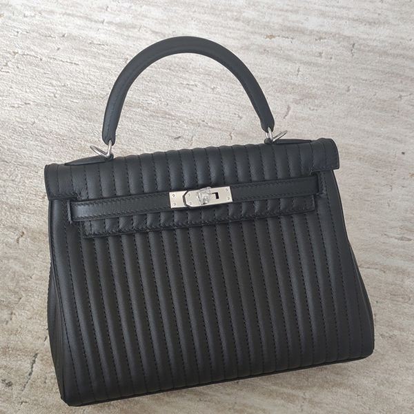 New for Spring: Hermes Kelly 25 Replica Tricolor Outer Stitching Serie Nata erz13673 New for Spring: Hermes Kelly 25 Replica Tricolor Outer Stitching Serie Nata erz13673