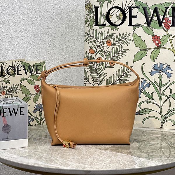 Rare color Loewe copy cubby bag large grain calf lol73049 Rare color Loewe copy cubby bag large grain calf lol73049