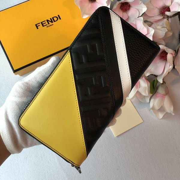Very popular Fendi wallet replica customized FF fabric card logo zip wallet peekaboo feu22290
