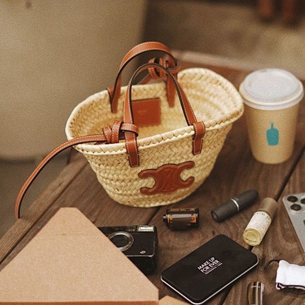 Love at first sight? Celine Teen Triomphe Panier Basket Bag Replica Ceb78666 Love at first sight? Celine Teen Triomphe Panier Basket Bag Replica Ceb78666