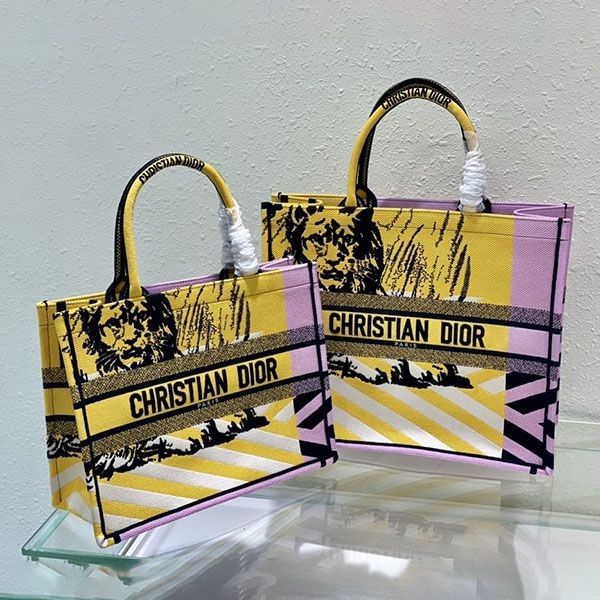 New sale Dior Book Tote Medium Bag Replica del41193 New sale Dior Book Tote Medium Bag Replica del41193