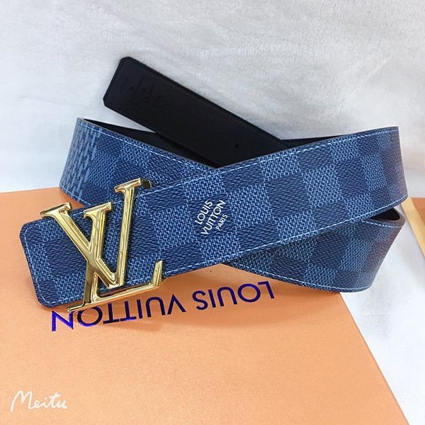 No.1 Popular Louis Vuitton Initial 40MM Reversible Belt Fake vuo30074