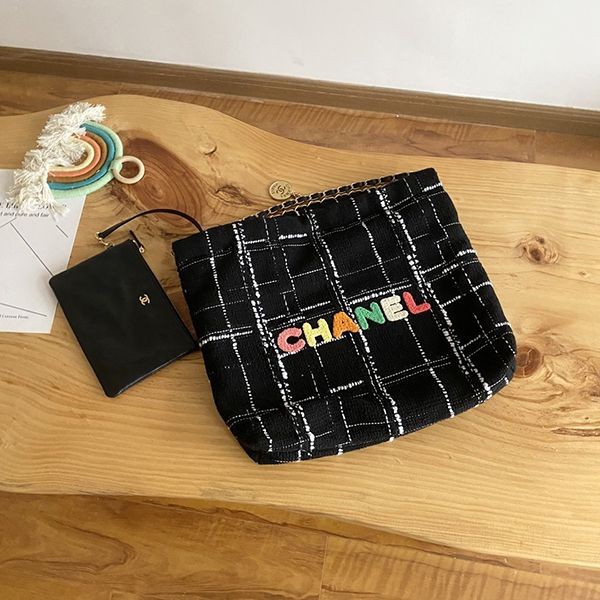 [New] Chanel Shoulder Bag Replica Quilted Black shb43315