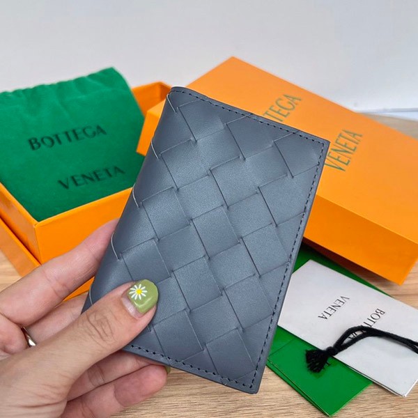 New Bottega Veneta Flap Card Case Replica Thunder 592619VCPQ41242 New Bottega Veneta Flap Card Case Replica Thunder 592619VCPQ41242
