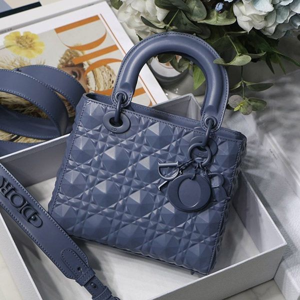 Competitive Lady Dior Bag Replica Cannage Calfskin den59534 Competitive Lady Dior Bag Replica Cannage Calfskin den59534