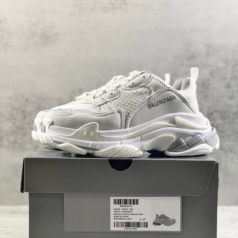 Popular all over the world? Balenciaga Triple S sneakers replica triple sole bat00516 Popular all over the world? Balenciaga Triple S sneakers replica triple sole bat00516