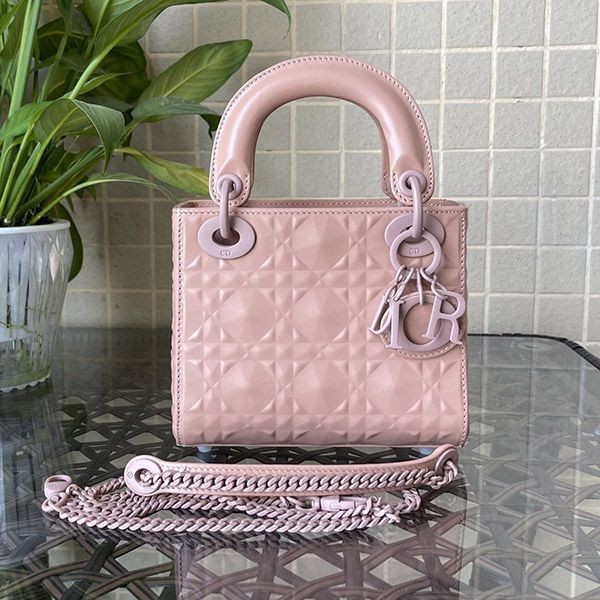Popularity rising Lady Dior mini bag replica Cannage calfskin deb71384 Popularity rising Lady Dior mini bag replica Cannage calfskin deb71384