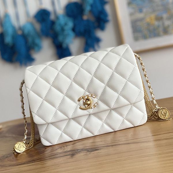 Extremely rare! Chanel lamb leather shoulder bag replica shi82538