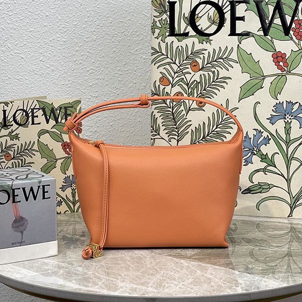 Extremely rare! Loewe replica cubby bag large grained calf los90567 Extremely rare! Loewe replica cubby bag large grained calf los90567
