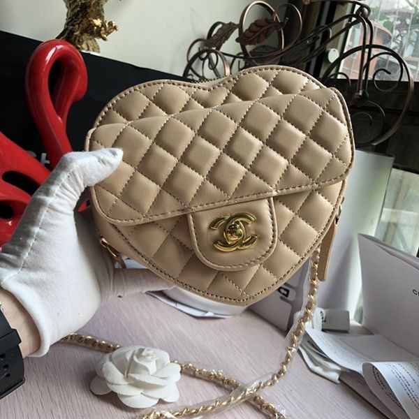 Best Price Challenge Chanel Matelasse Heart Chain Bag Shoulder Bag Replica shq43775 Best Price Challenge Chanel Matelasse Heart Chain Bag Shoulder Bag Replica shq43775