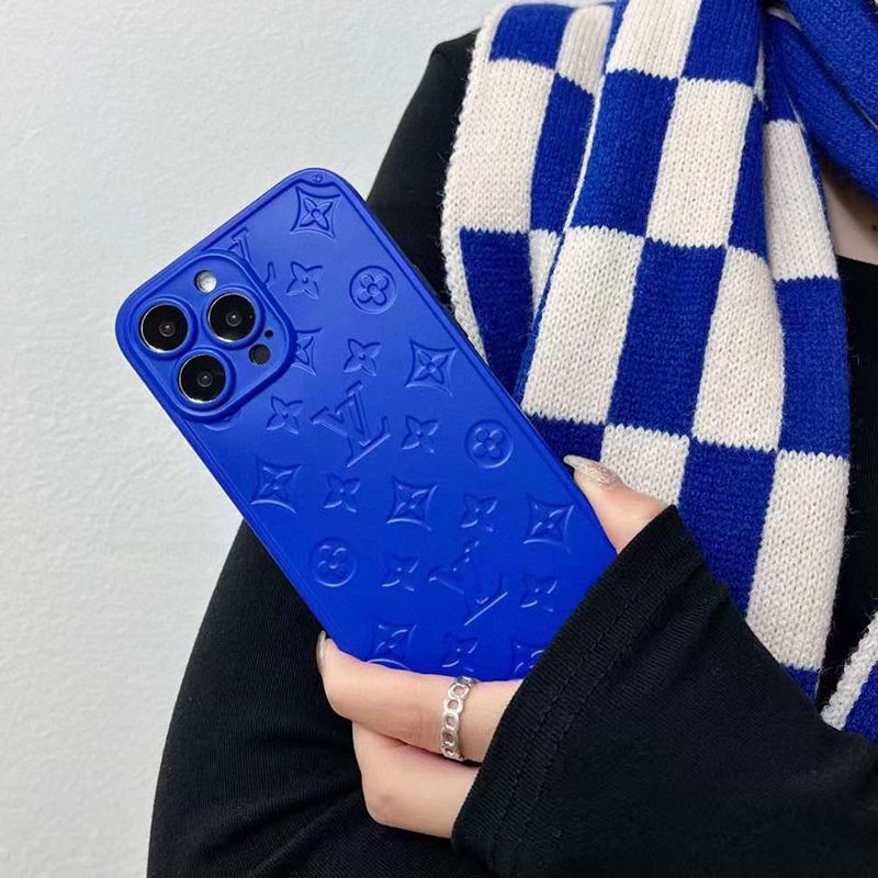 Cute and attractive?? Louis Vuitton smartphone case fake iPhone case vut44357