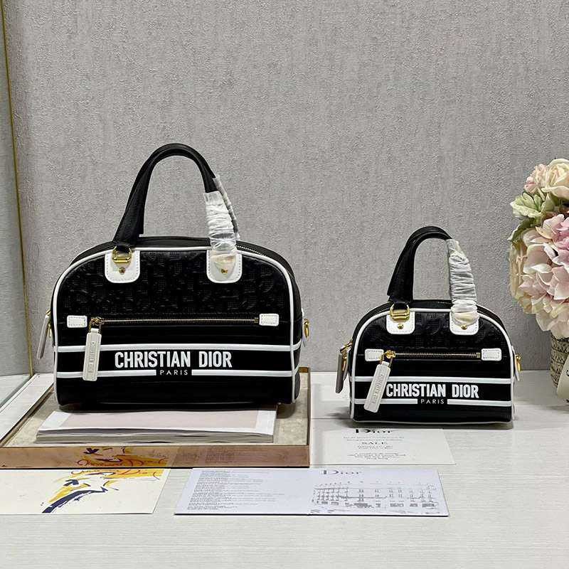 Battle for the Dior VIBE Medium Bowling Bag Replica, Quilted for a Stylish Look? dem18471 Battle for the Dior VIBE Medium Bowling Bag Replica, Quilted for a Stylish Look? dem18471