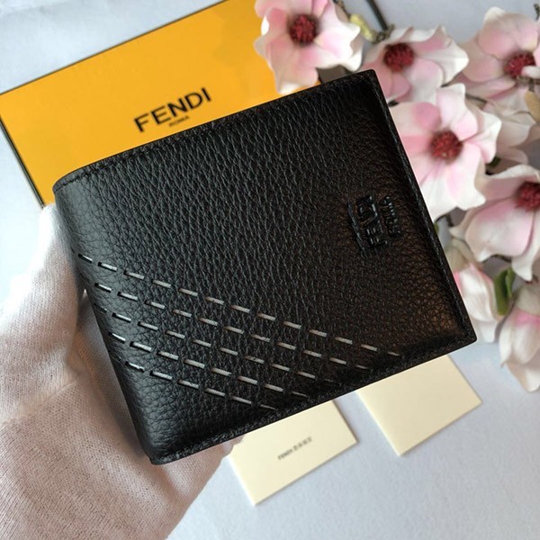 ★Japan!! Popular! Fendi Bi-fold Wallet Replica fej18413