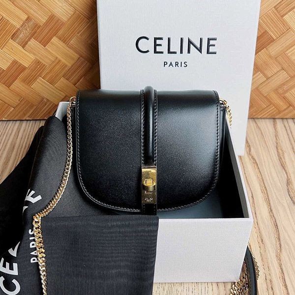 Very popular: Replica Celine 16 Chain Wallet Black 10G453CQ738NO Very popular: Replica Celine 16 Chain Wallet Black 10G453CQ738NO