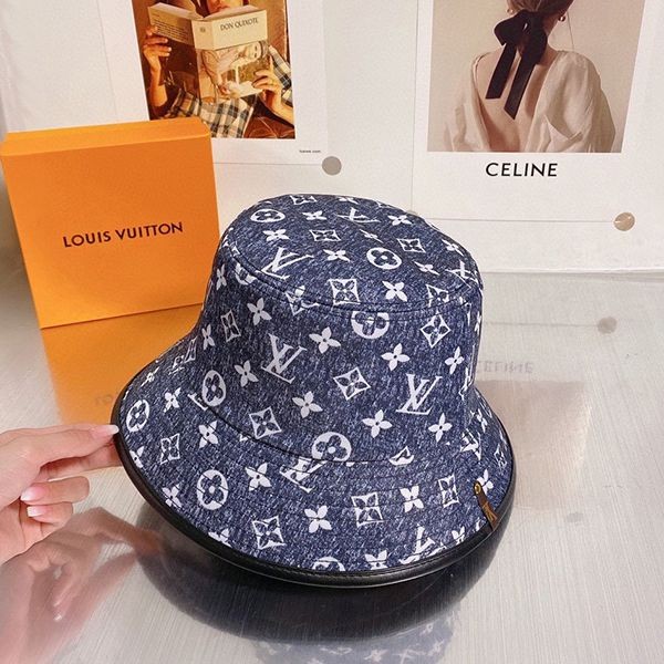 [Not available in Japan] Louis Vuitton Bonnet Monogram Reversible Hat Replica M78772