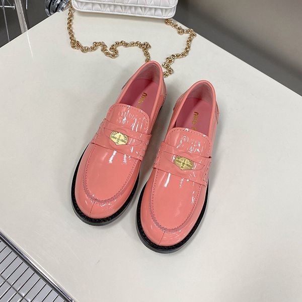 2022 Spring/Summer New Arrivals Miu Miu Loafers Replica Cute myr28528