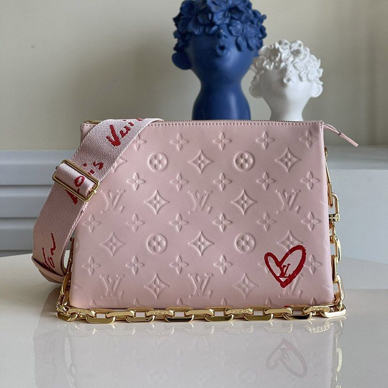 ?Cute pale pink? Louis Vuitton shoulder bag M58739 ?Cute pale pink? Louis Vuitton shoulder bag M58739