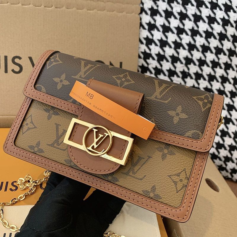 Louis Vuitton Dauphine Bag Monogram Canvas Copy MM M44391