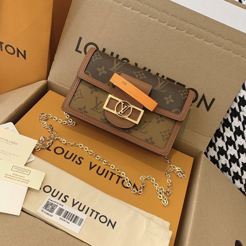 Louis Vuitton Dauphine Bag Monogram Canvas Copy MM M44391