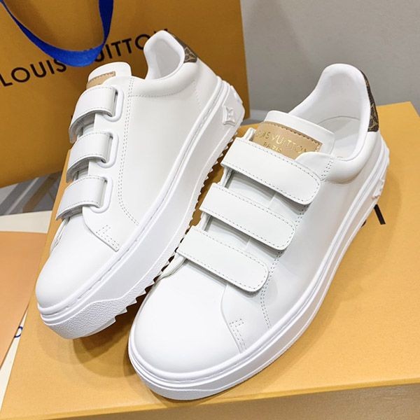New Spring Louis Vuitton Time Out Line Sneakers Replica vuv57650