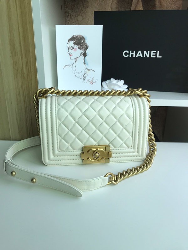 [Immediate Delivery] Replica Chanel Matelasse Boy Chanel Shoulder Bag shm55020