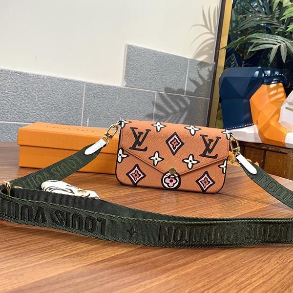 Louis Vuitton Replica Multi Pochette Felicie Bag M80695 Louis Vuitton Replica Multi Pochette Felicie Bag M80695