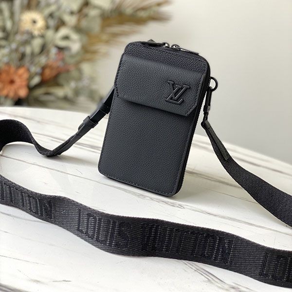 ◆Louis Vuitton Shoulder Bag Replica◆Taiga Phone Pouch M57089 ◆Louis Vuitton Shoulder Bag Replica◆Taiga Phone Pouch M57089